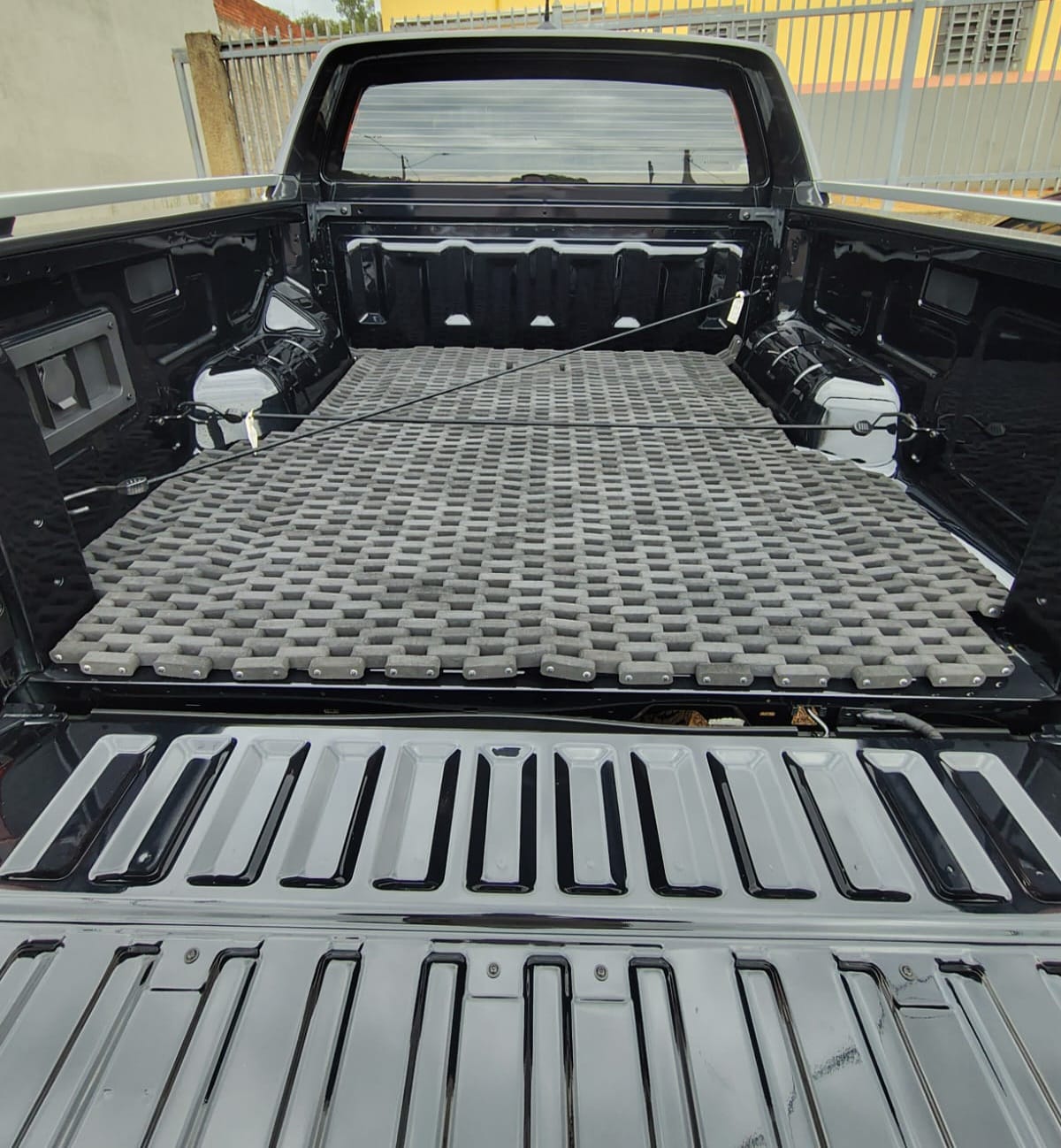 Proteção Sob Medida para Caçamba de sua Pick-up